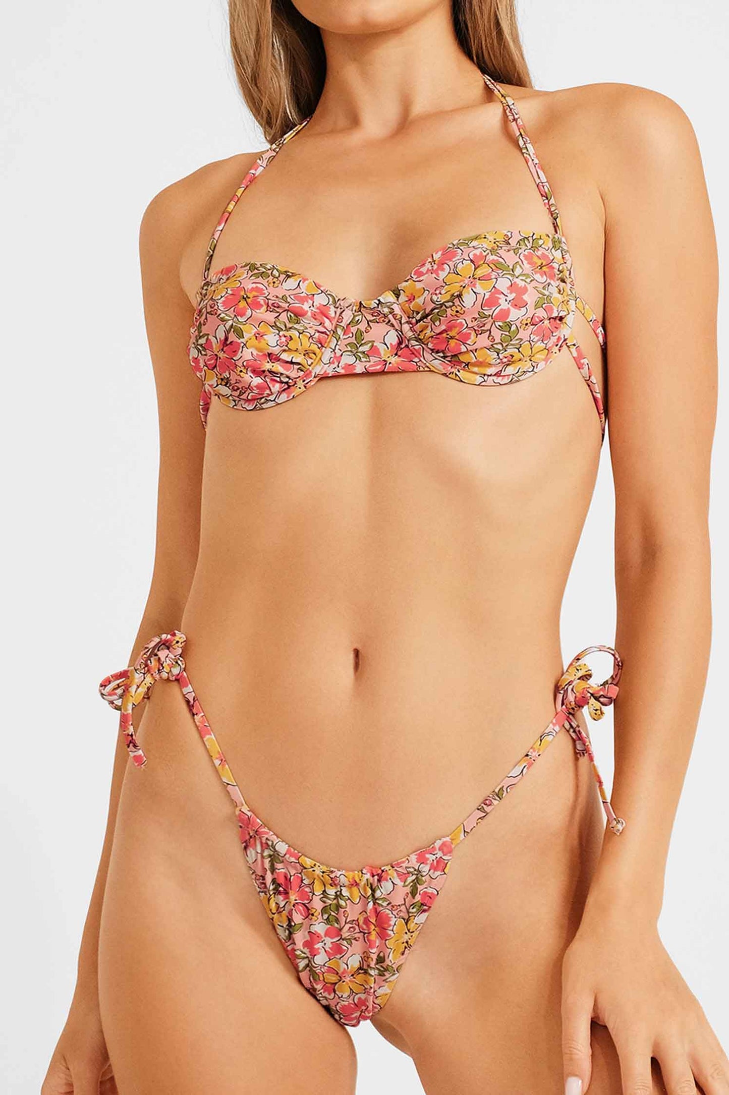 Annie String Cheeky Bottoms / Fiore