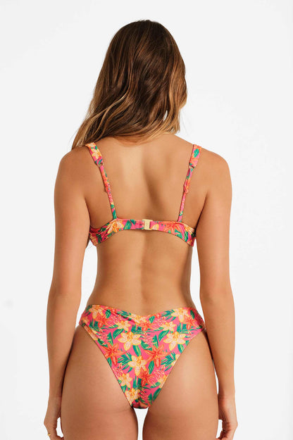 Vanessa + Moderate Set / Sunkissed