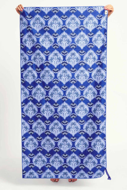 Reversible Packable Beach Towel / Azul