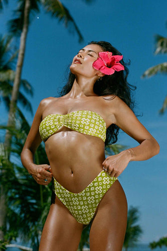 Nadia Scrunched Bandeau Top / Kiwi